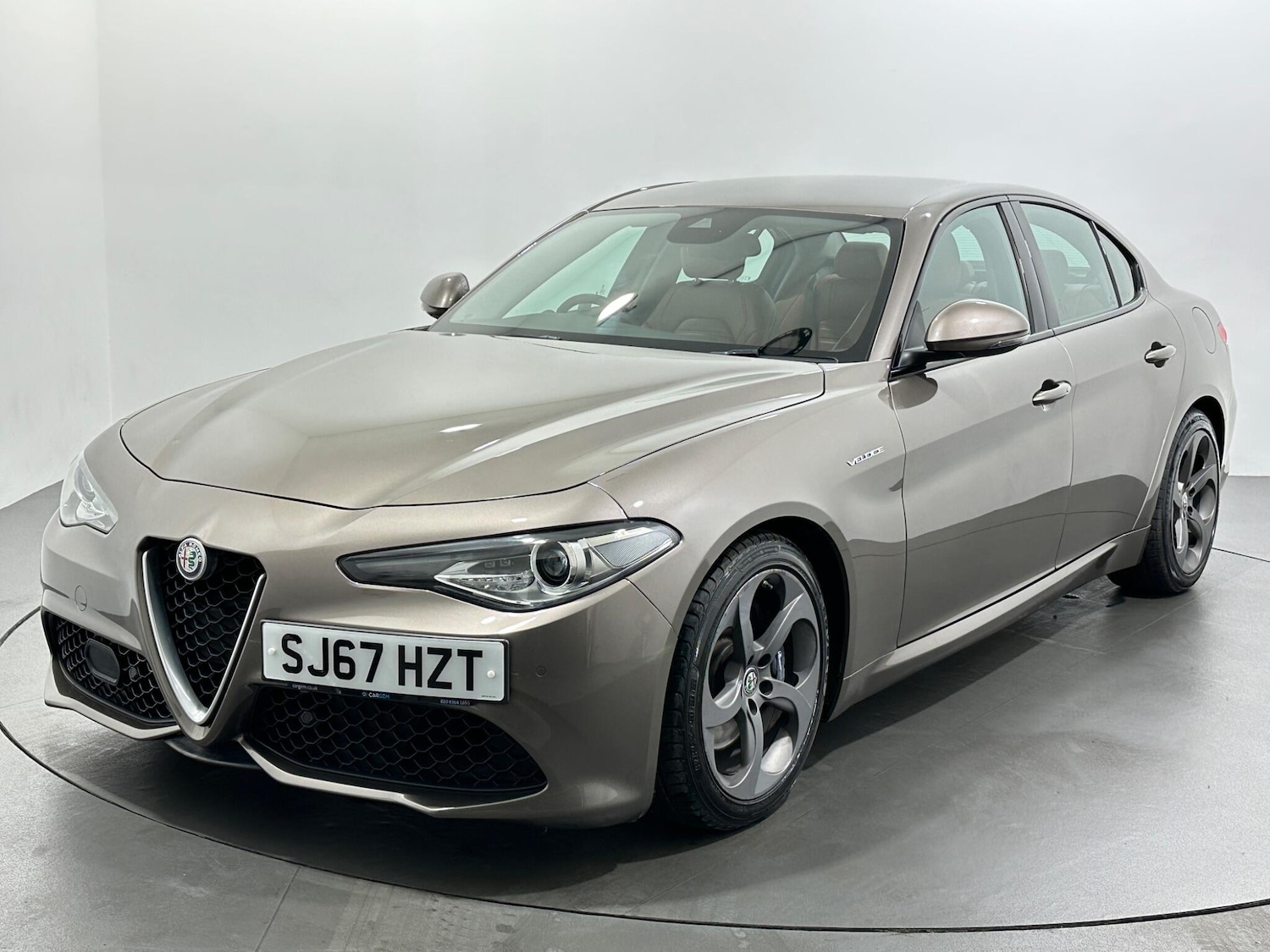 Used Alfa Romeo Giulia 2017 for sale - 76878500: Photo 4