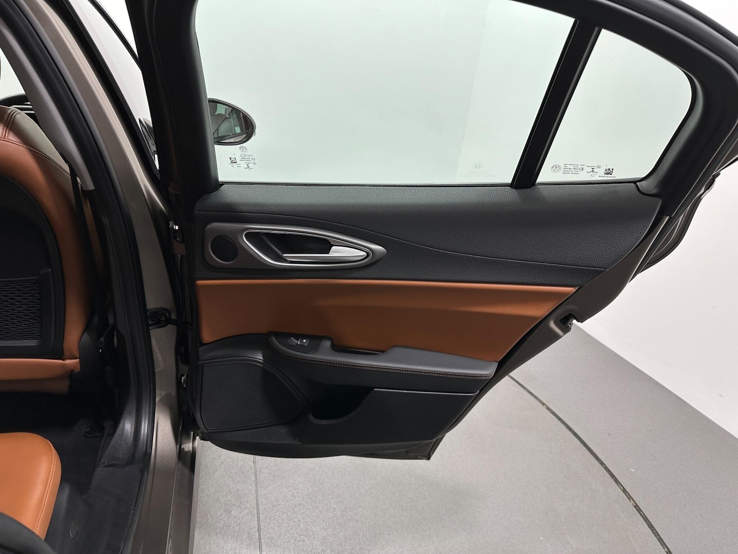 Used Alfa Romeo Giulia 2017 for sale - 76878500: Photo 42