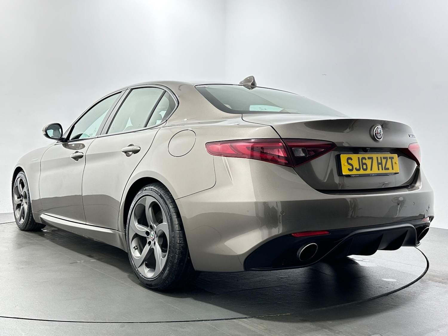 Used Alfa Romeo Giulia 2017 for sale - 76878500: Photo 47