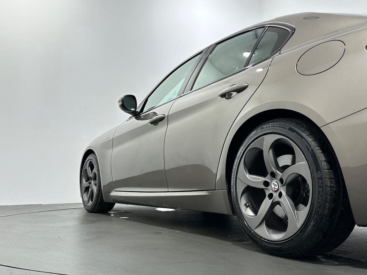 Used Alfa Romeo Giulia 2017 for sale - 76878500: Photo 48