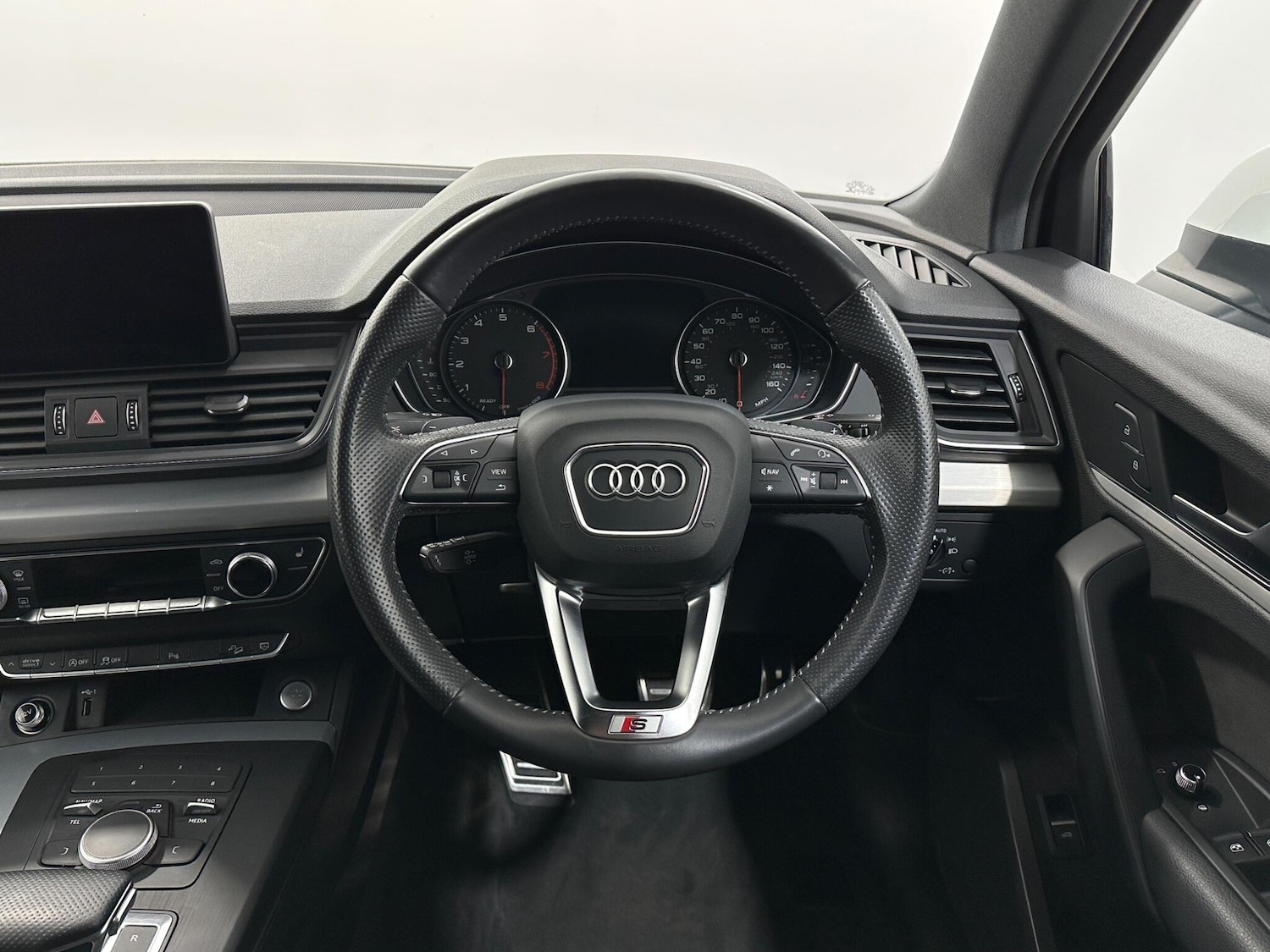 Used Audi Q5 2018 for sale - 76878668: Photo 12