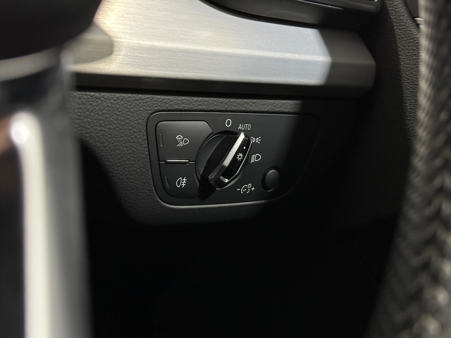 Used Audi Q5 2018 for sale - 76878668: Photo 18