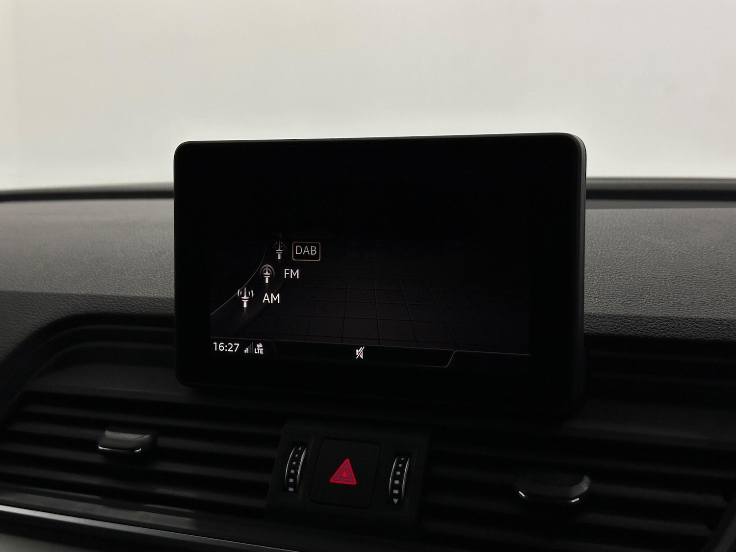 Used Audi Q5 2018 for sale - 76878668: Photo 24