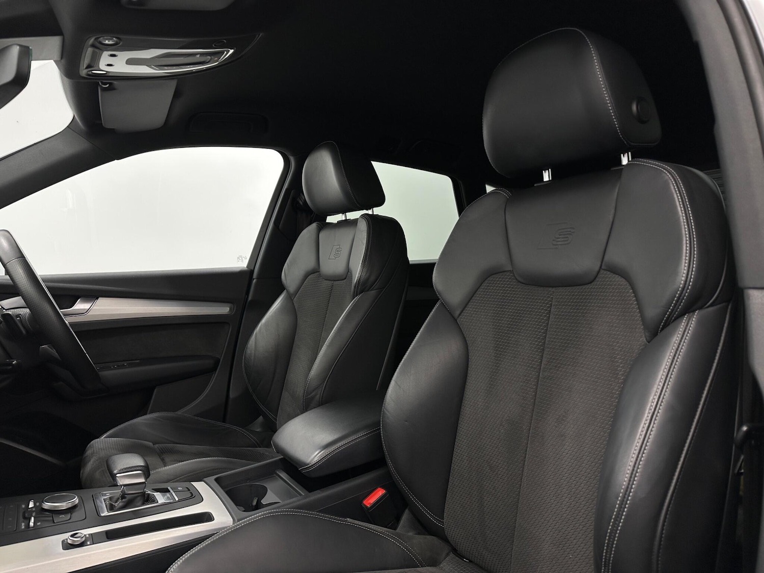 Used Audi Q5 2018 for sale - 76878668: Photo 34