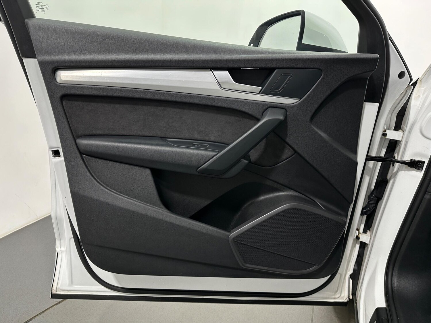 Used Audi Q5 2018 for sale - 76878668: Photo 35