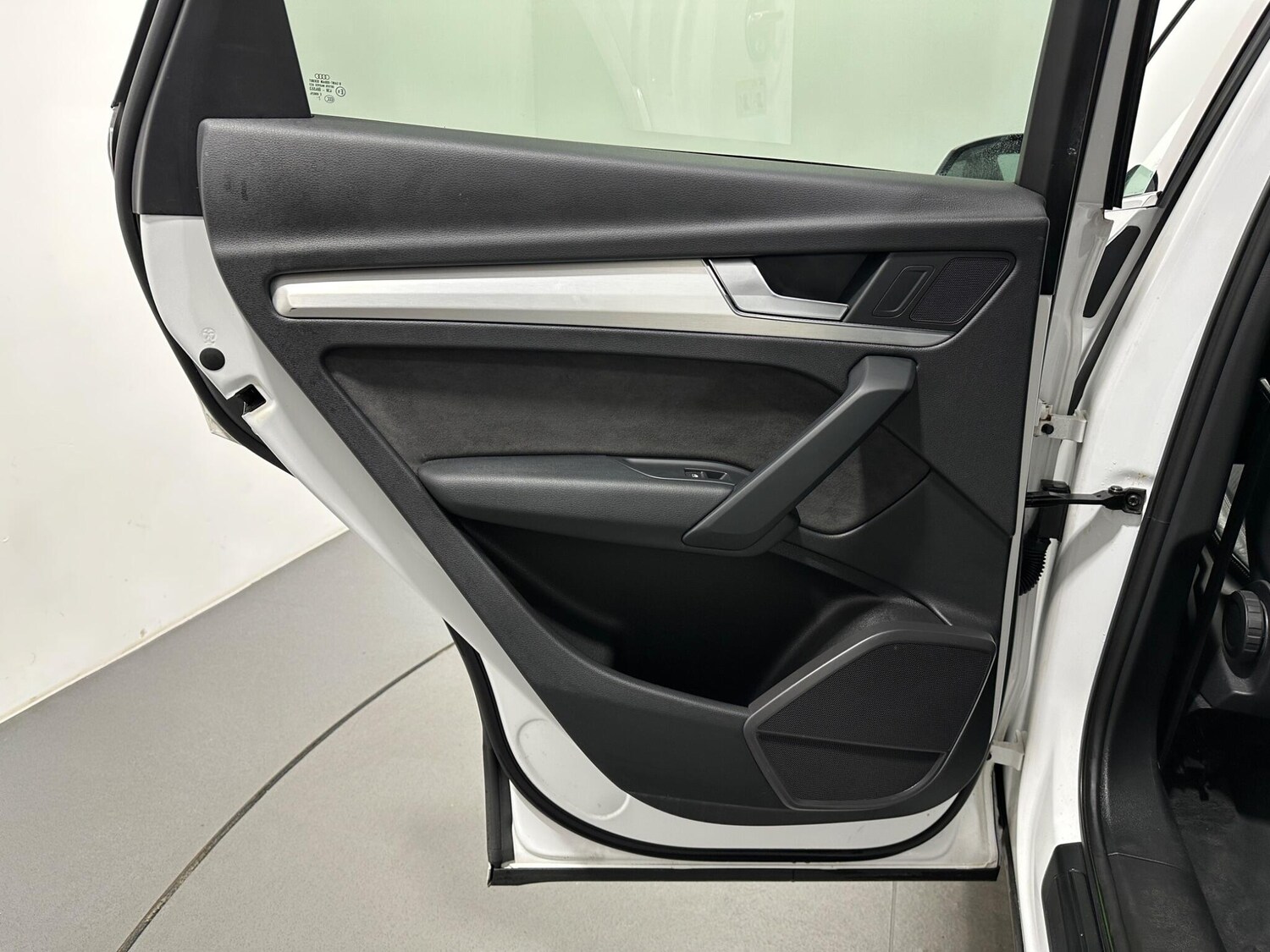 Used Audi Q5 2018 for sale - 76878668: Photo 38