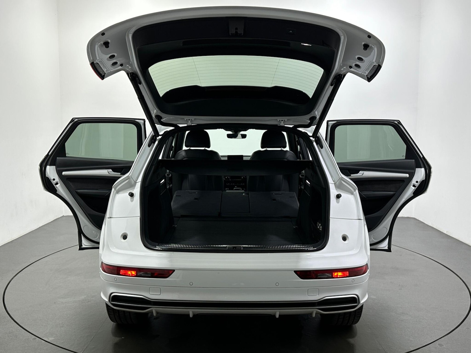 Used Audi Q5 2018 for sale - 76878668: Photo 42