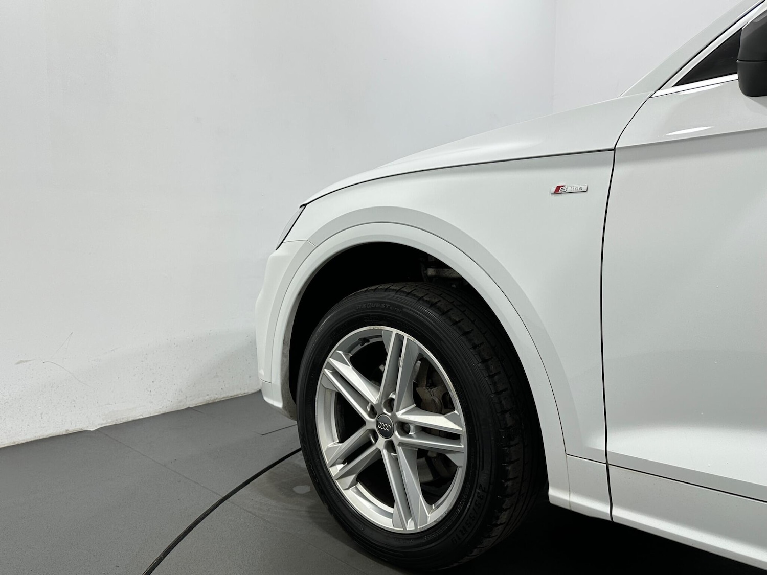 Used Audi Q5 2018 for sale - 76878668: Photo 49