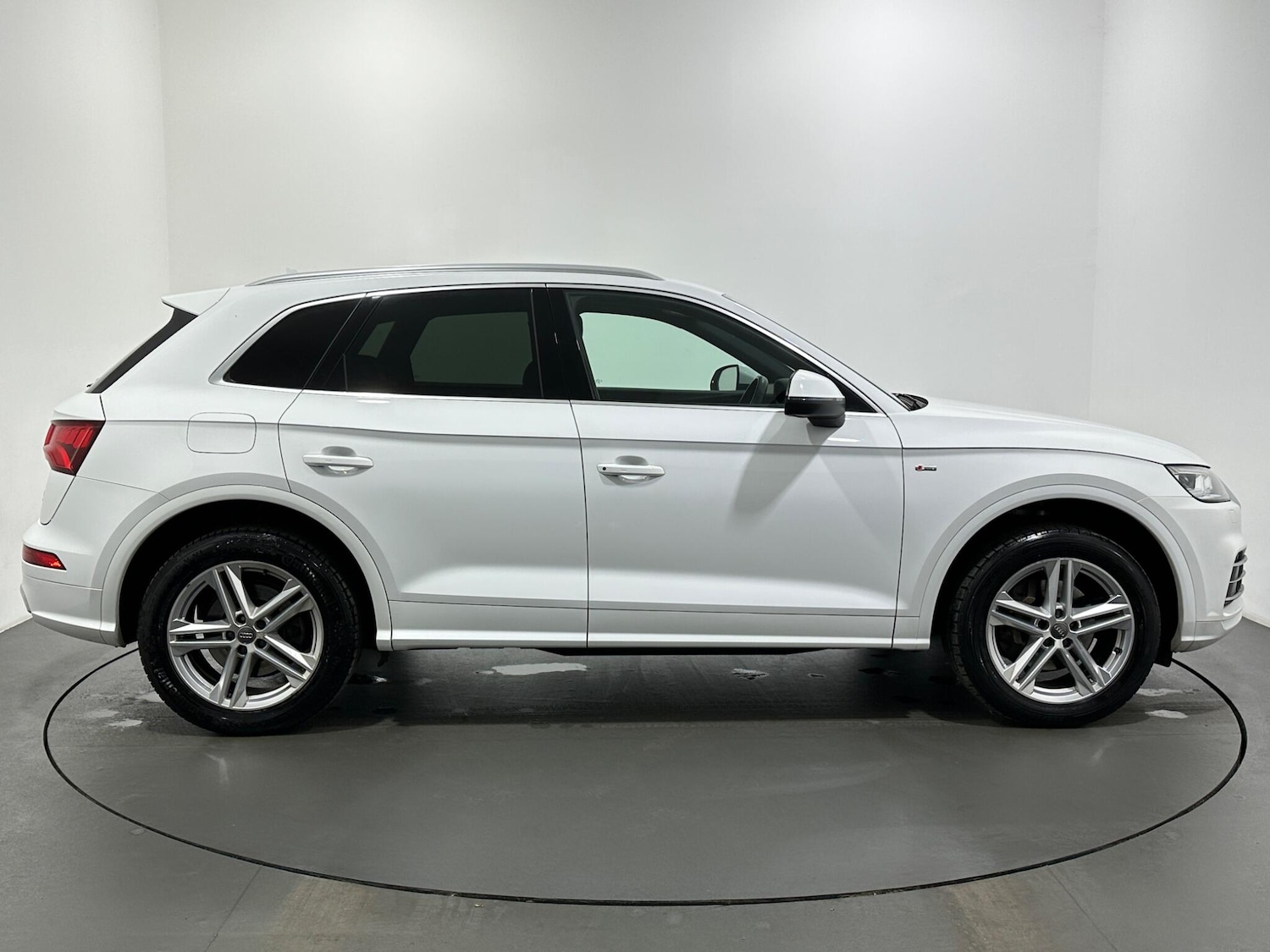 Used Audi Q5 2018 for sale - 76878668: Photo 9