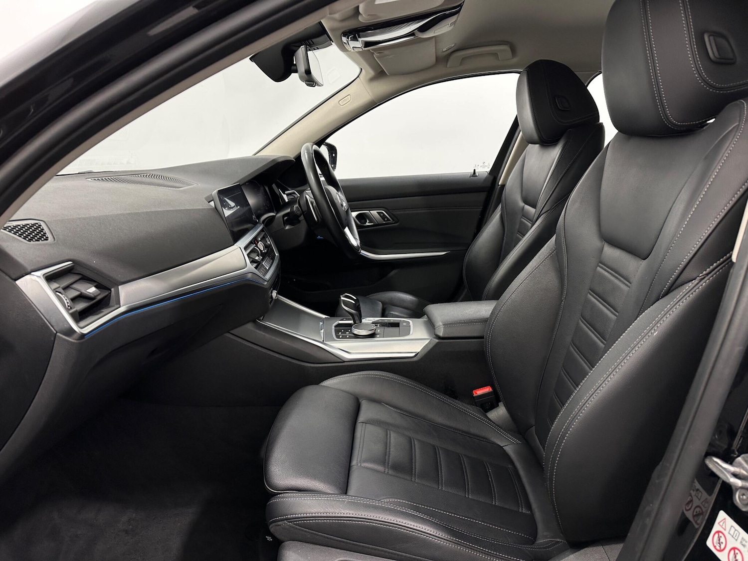 Used BMW 3 Series 2021 for sale - 76878493: Photo 33