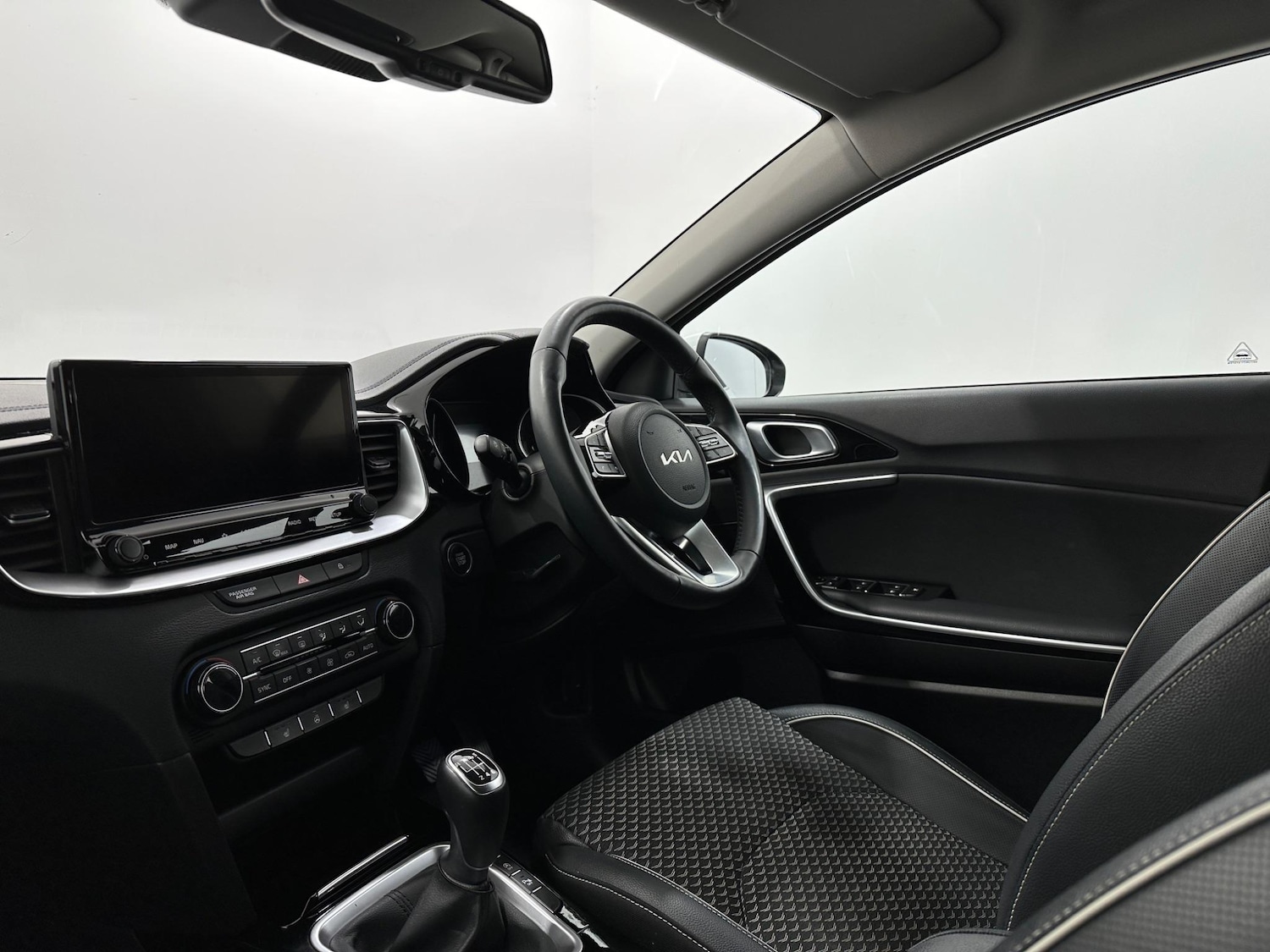 Used Kia XCeed 2022 for sale - 76879019: Photo 27