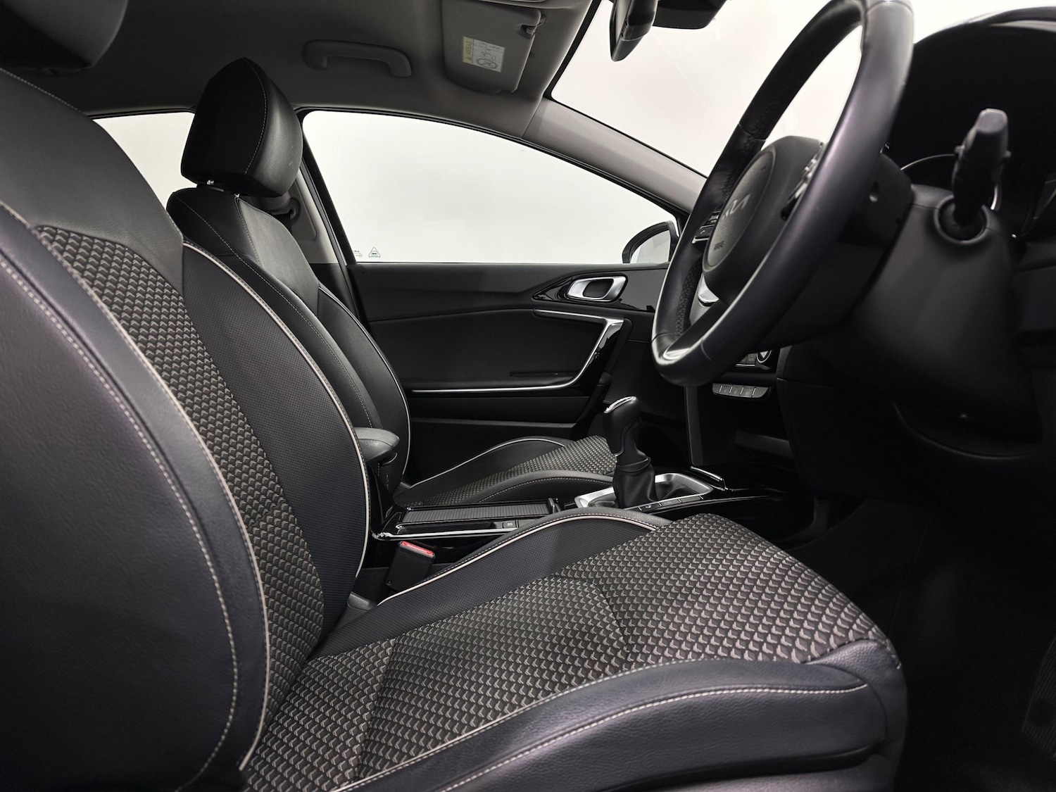 Used Kia XCeed 2022 for sale - 76879019: Photo 28