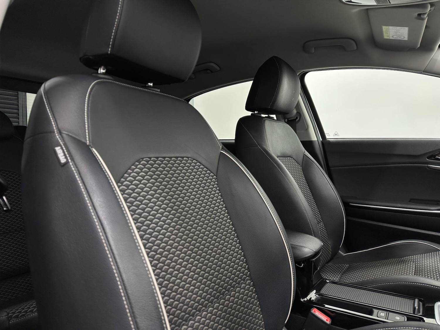 Used Kia XCeed 2022 for sale - 76879019: Photo 29