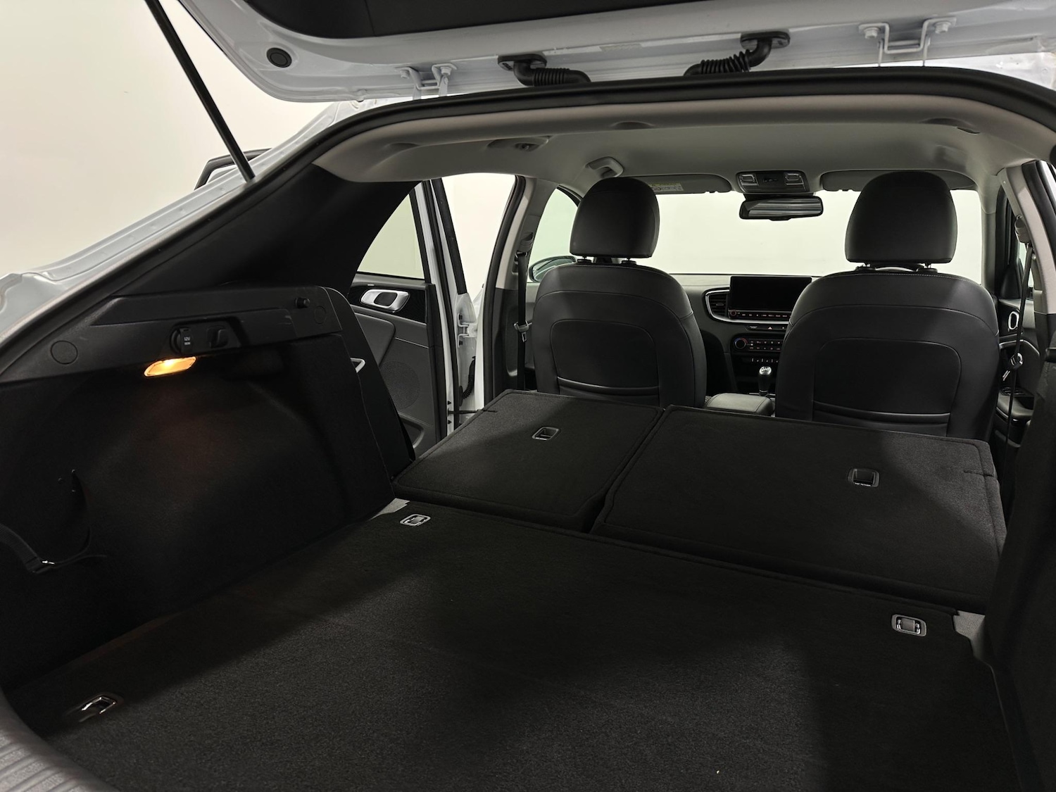 Used Kia XCeed 2022 for sale - 76879019: Photo 43