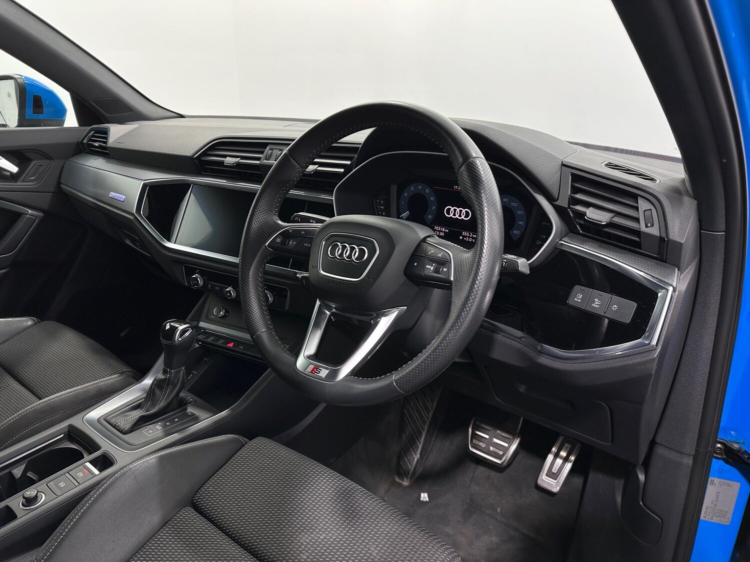 Used Audi Q3 2019 for sale - 77586396: Photo 11