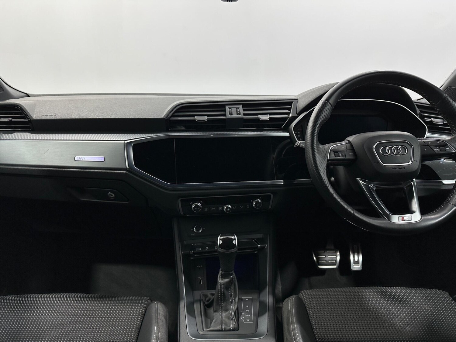 Used Audi Q3 2019 for sale - 77586396: Photo 20