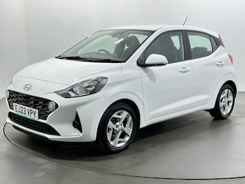 Used Hyundai i10 2023 for sale - 79577404: Photo