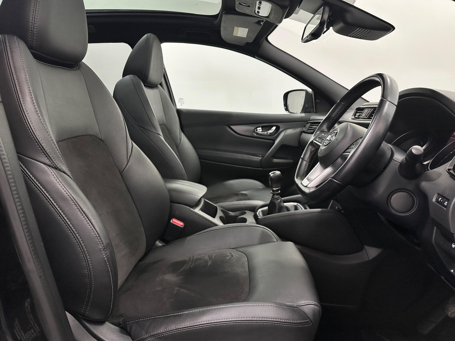 Used Nissan Qashqai for sale - 77824354: Photo 32