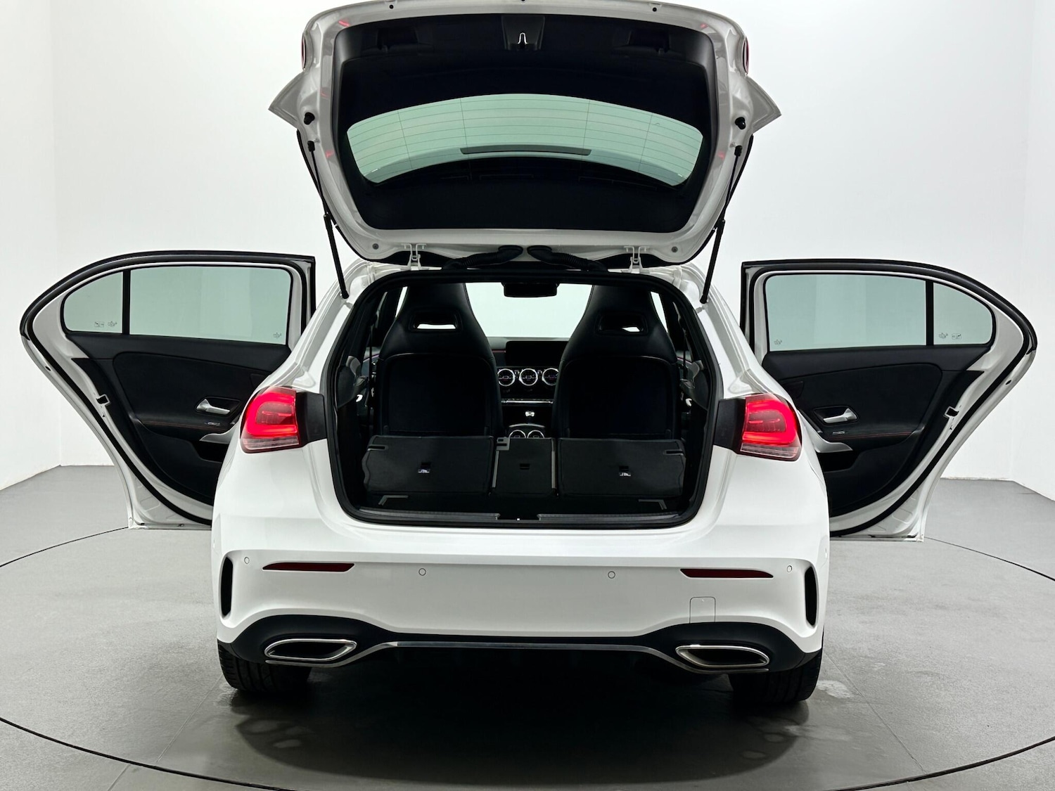 Used Mercedes-Benz A-Class 2021 for sale - 77637919: Photo 46