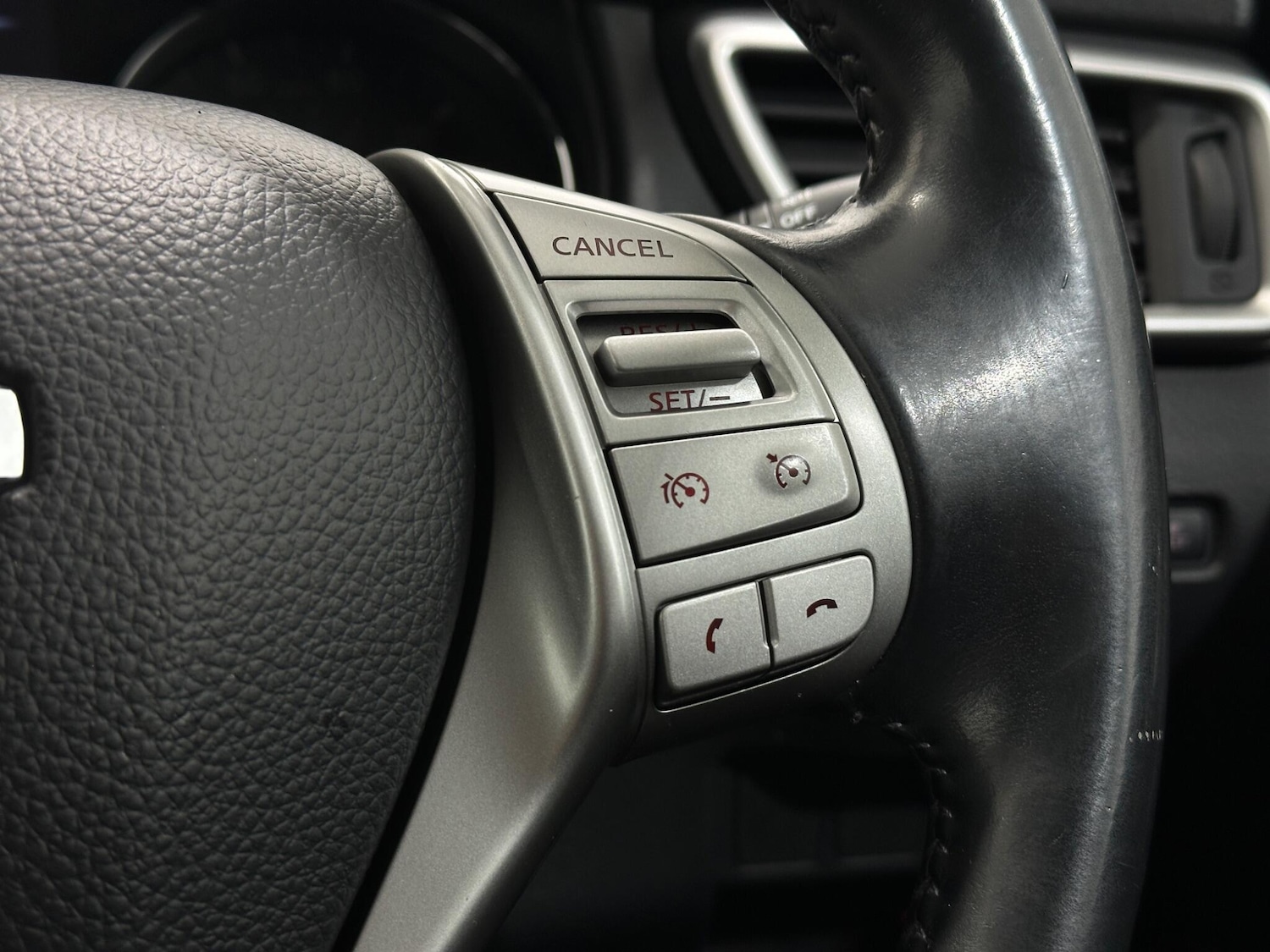 Used Nissan Qashqai 2014 for sale - 77925397: Photo 15