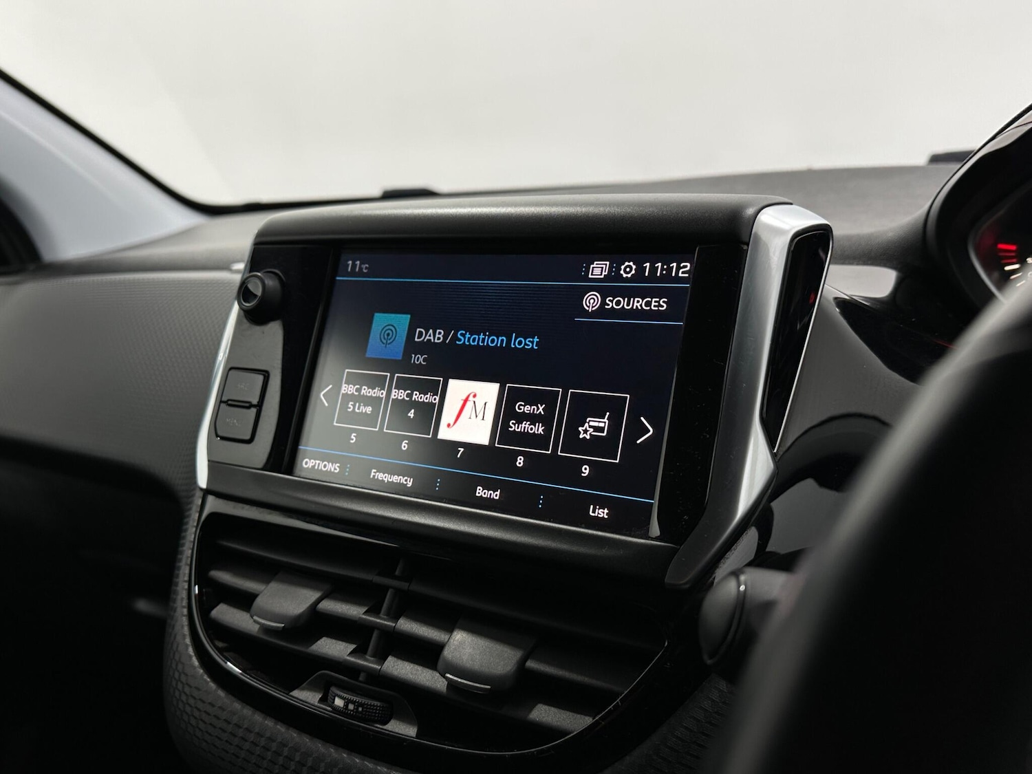 Used Peugeot 208 2018 for sale - 76878871: Photo 24