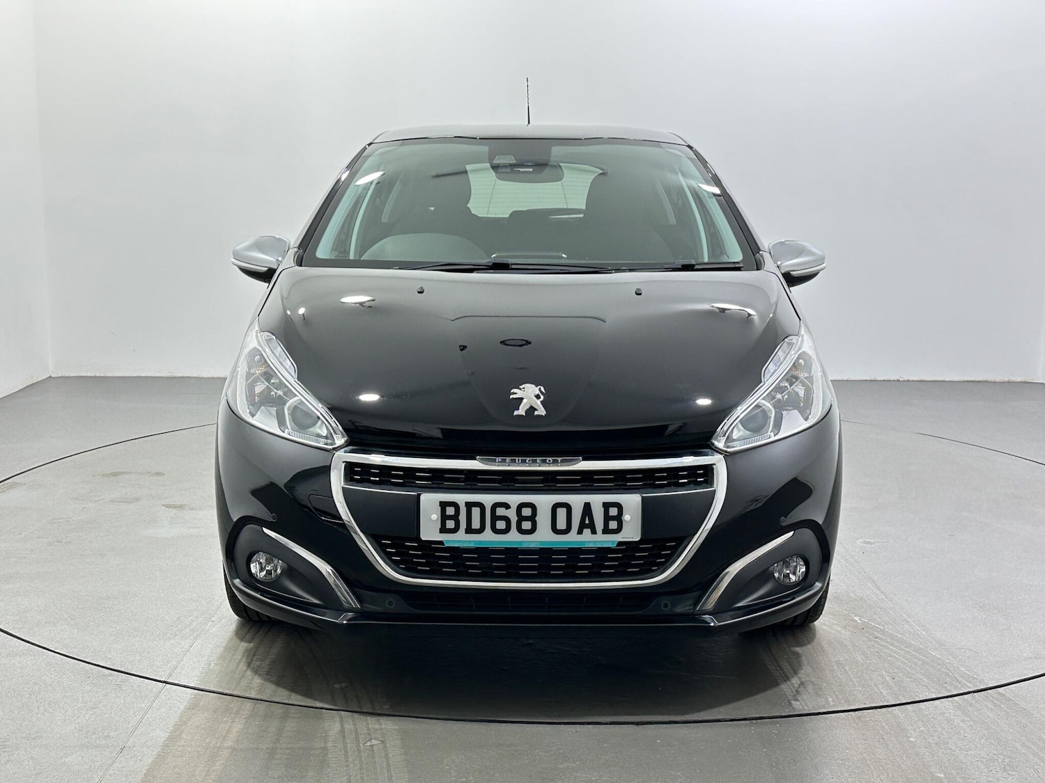 Used Peugeot 208 2018 for sale - 76878871: Photo 3