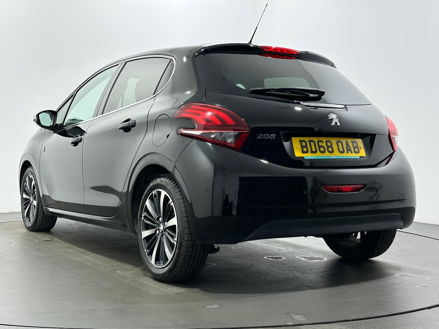 Used Peugeot 208 2018 for sale - 76878871: Photo 44