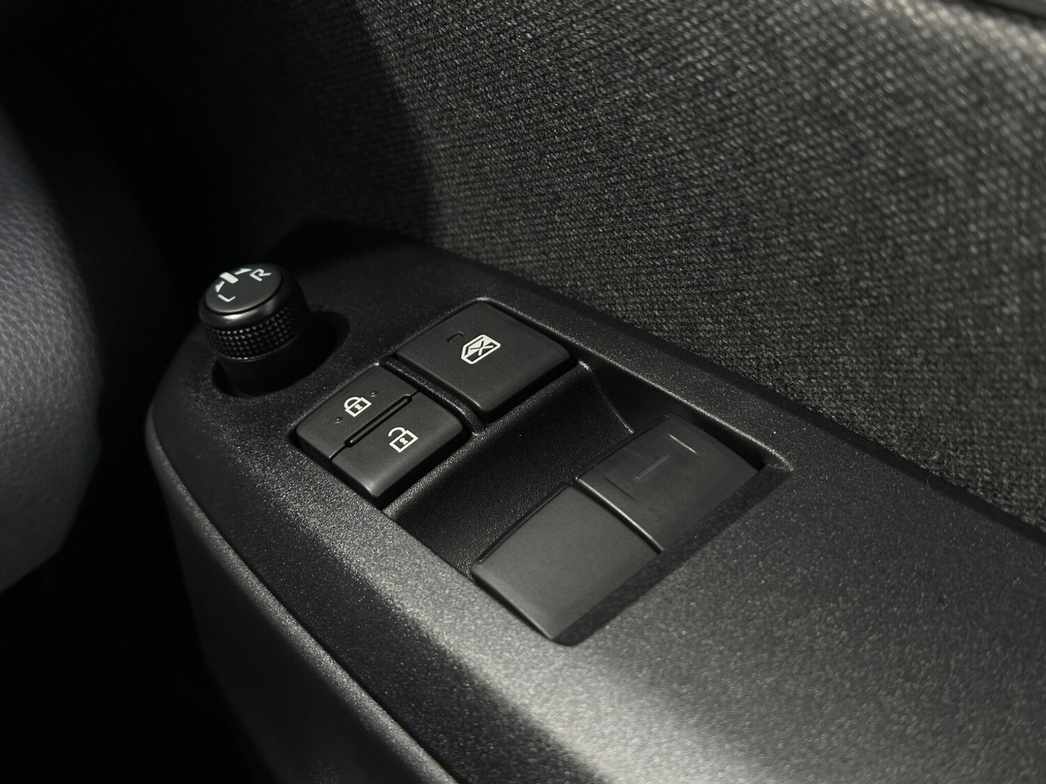 Used Toyota Yaris for sale - 77939968: Photo 18