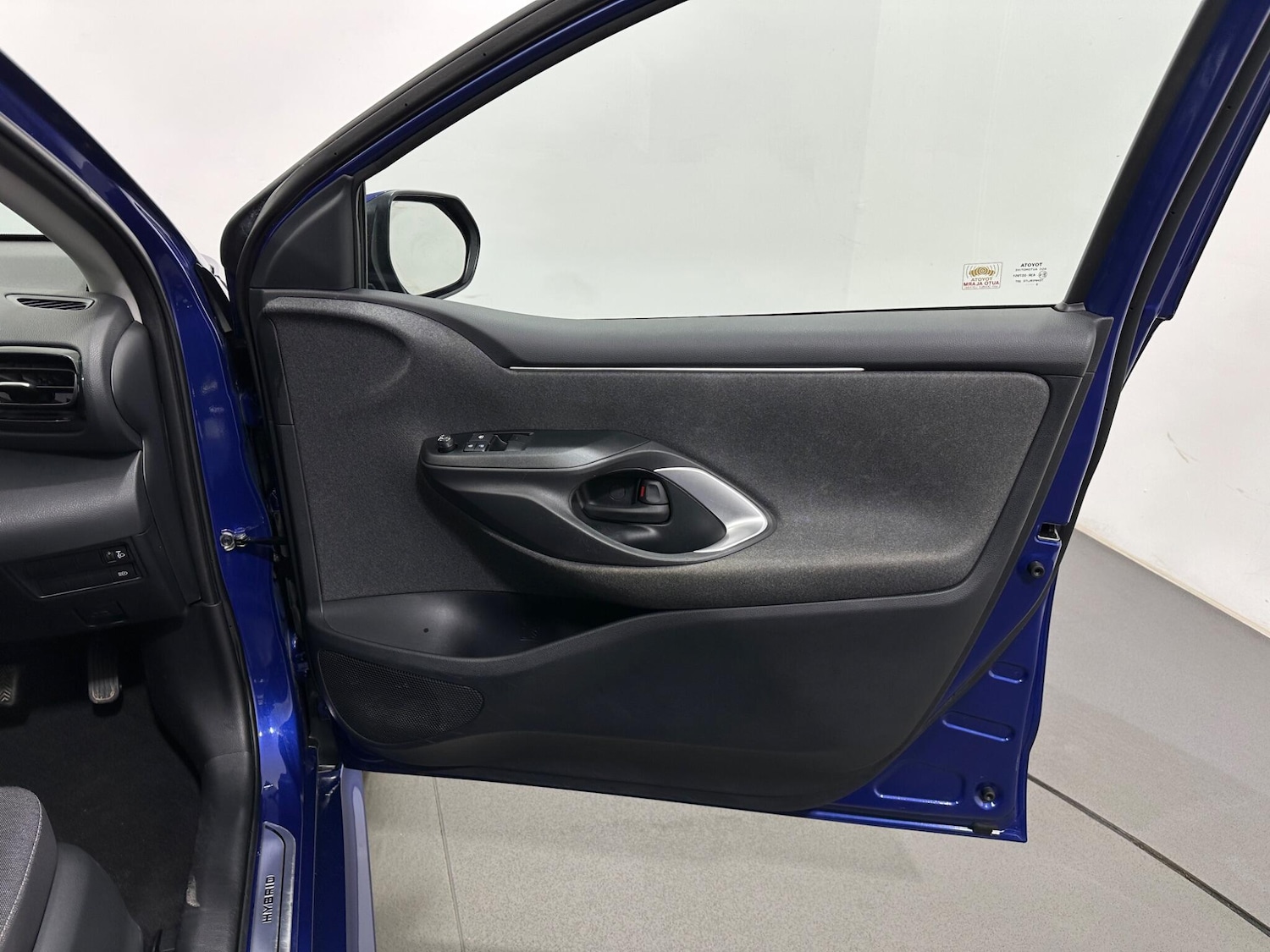 Used Toyota Yaris for sale - 77939968: Photo 30