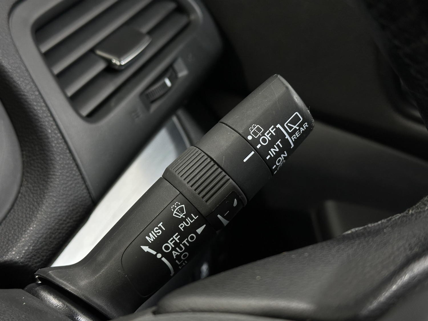 Used Honda CR-V 2018 for sale - 77120561: Photo 16