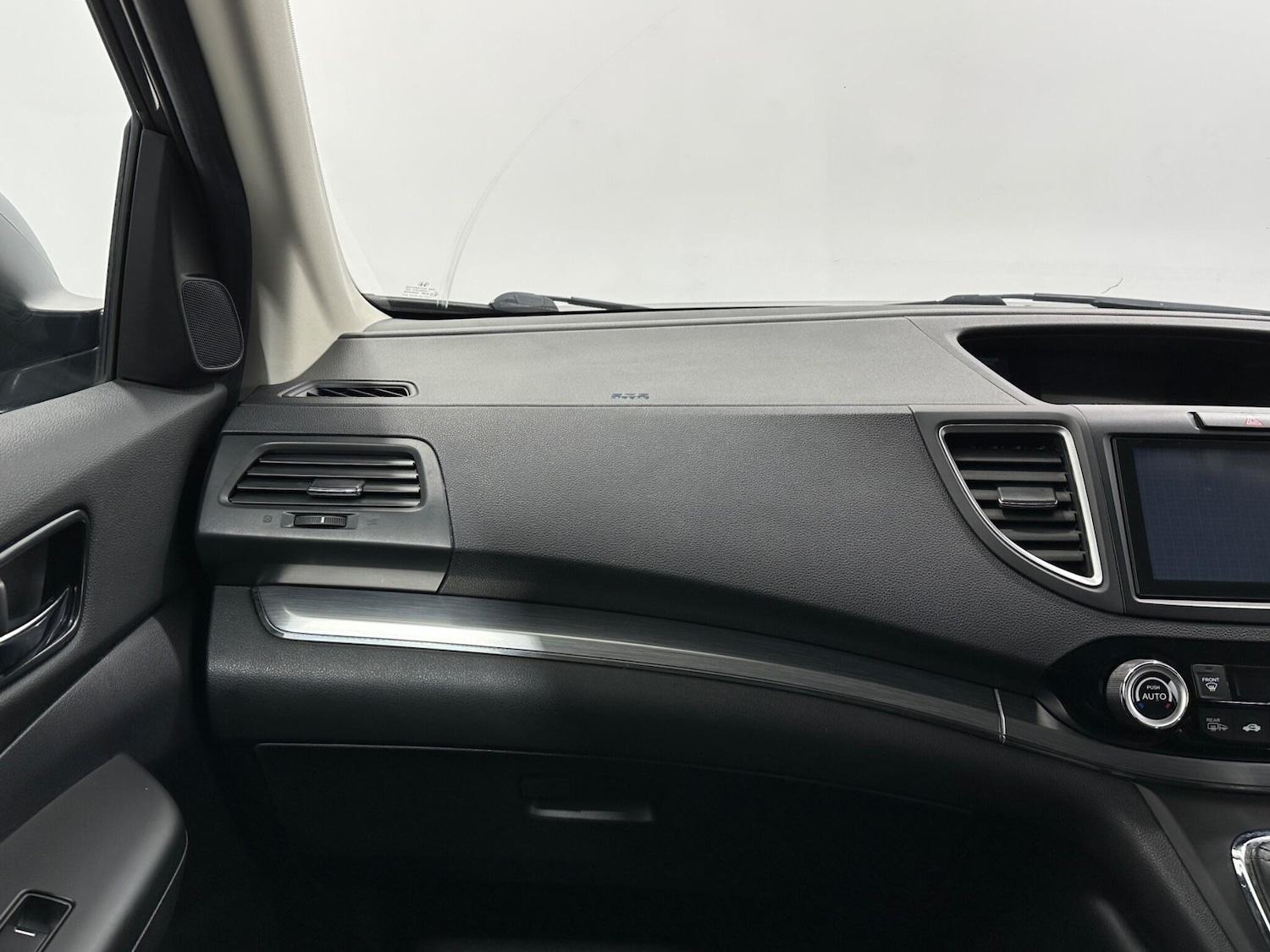 Used Honda CR-V 2018 for sale - 77120561: Photo 25