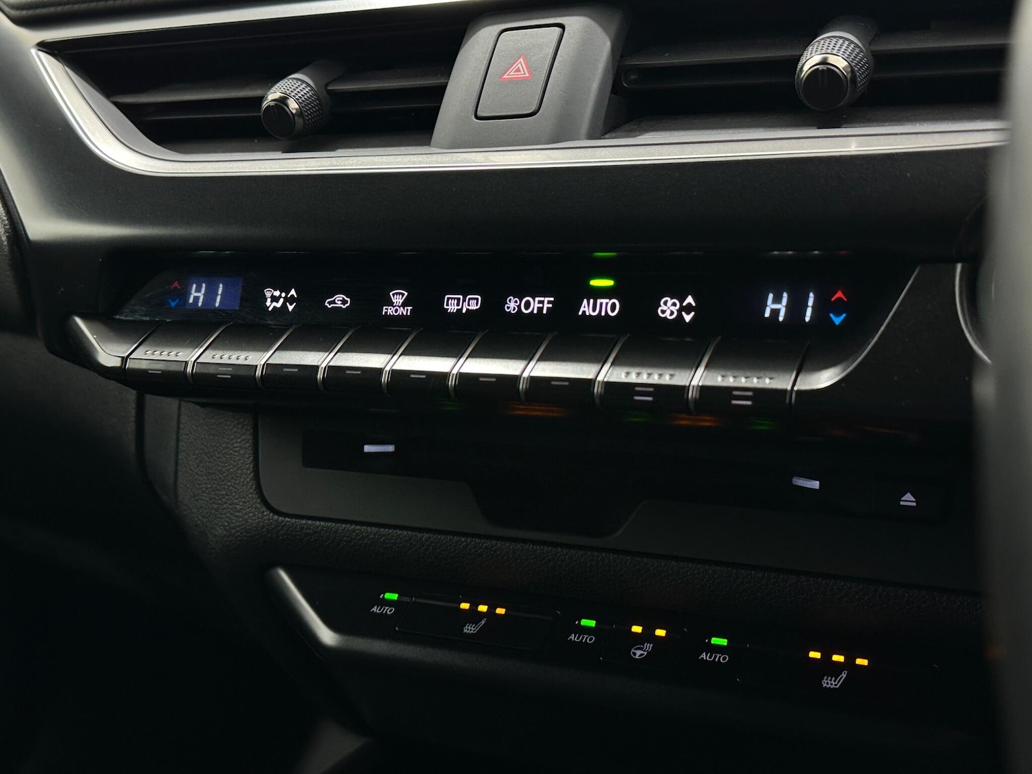 Used Lexus UX 2019 for sale - 77144640: Photo 22