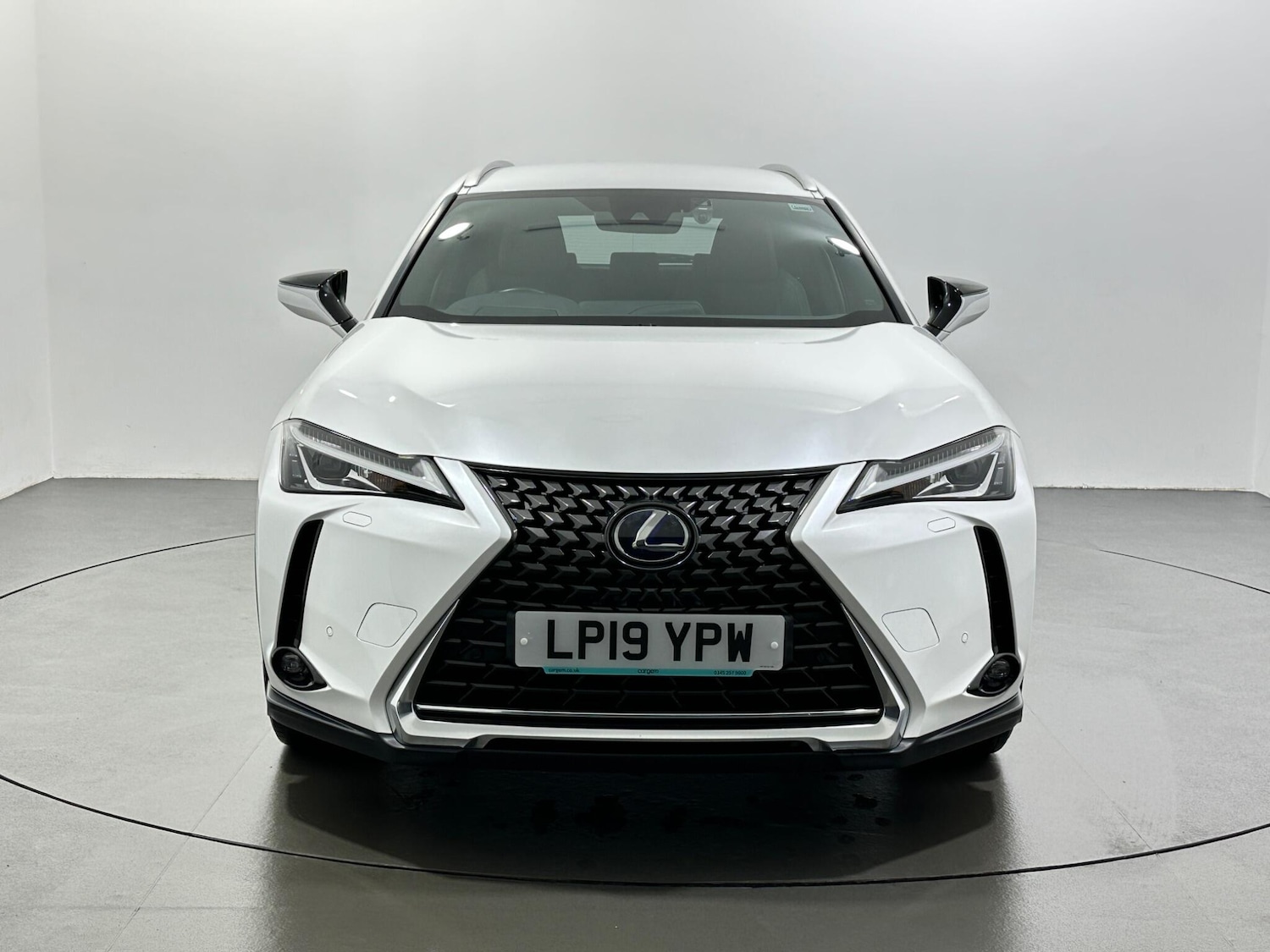 Used Lexus UX 2019 for sale - 77144640: Photo 3