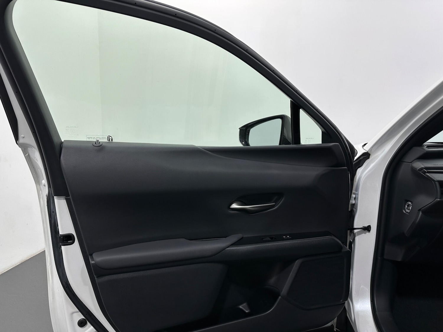 Used Lexus UX 2019 for sale - 77144640: Photo 39