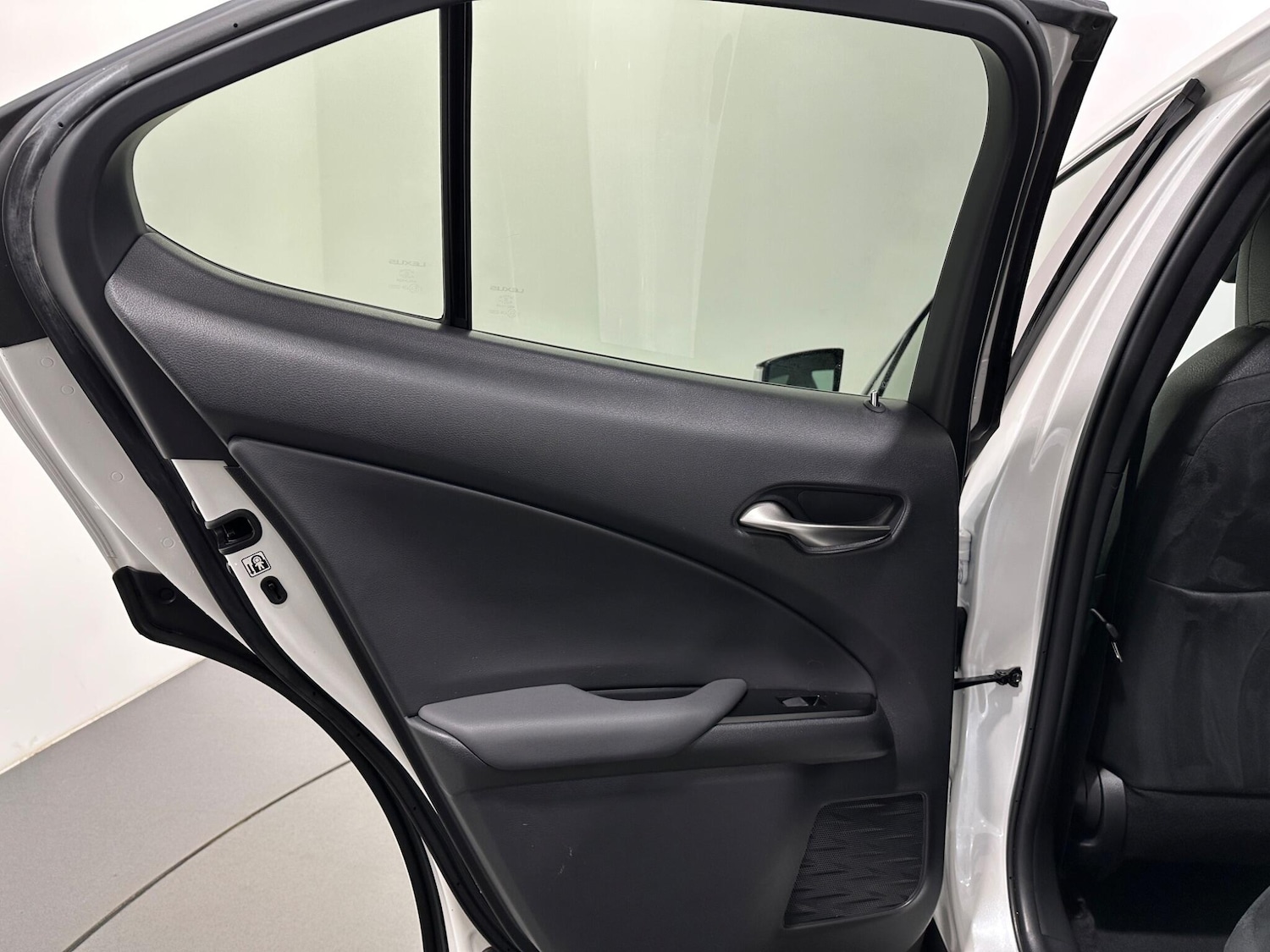 Used Lexus UX 2019 for sale - 77144640: Photo 42