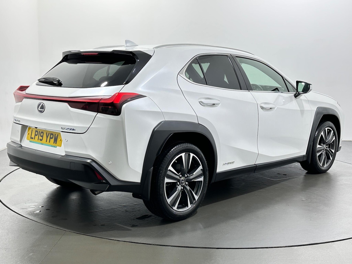 Used Lexus UX 2019 for sale - 77144640: Photo 8