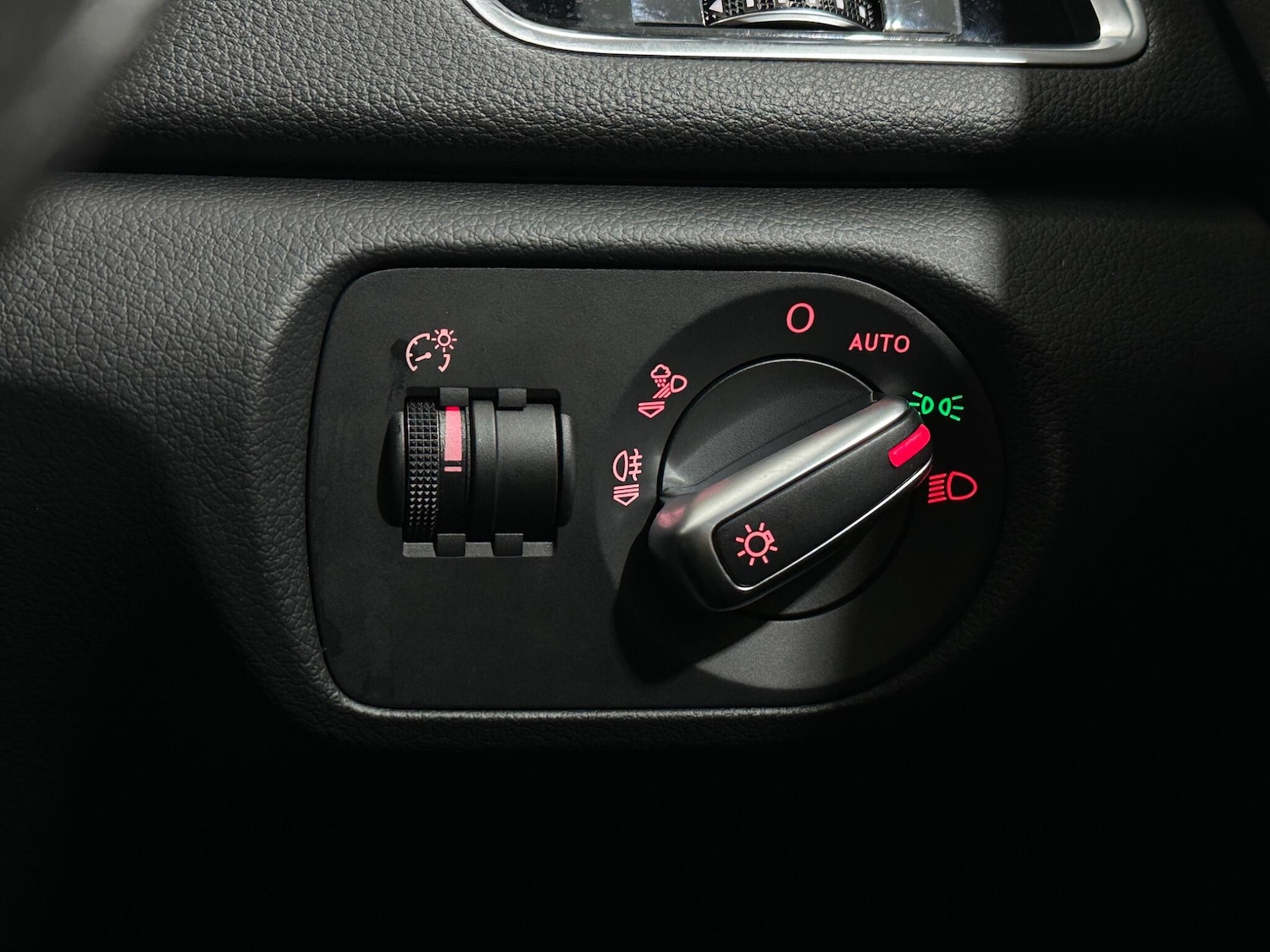 Used Audi Q3 2018 for sale - 76878821: Photo 16