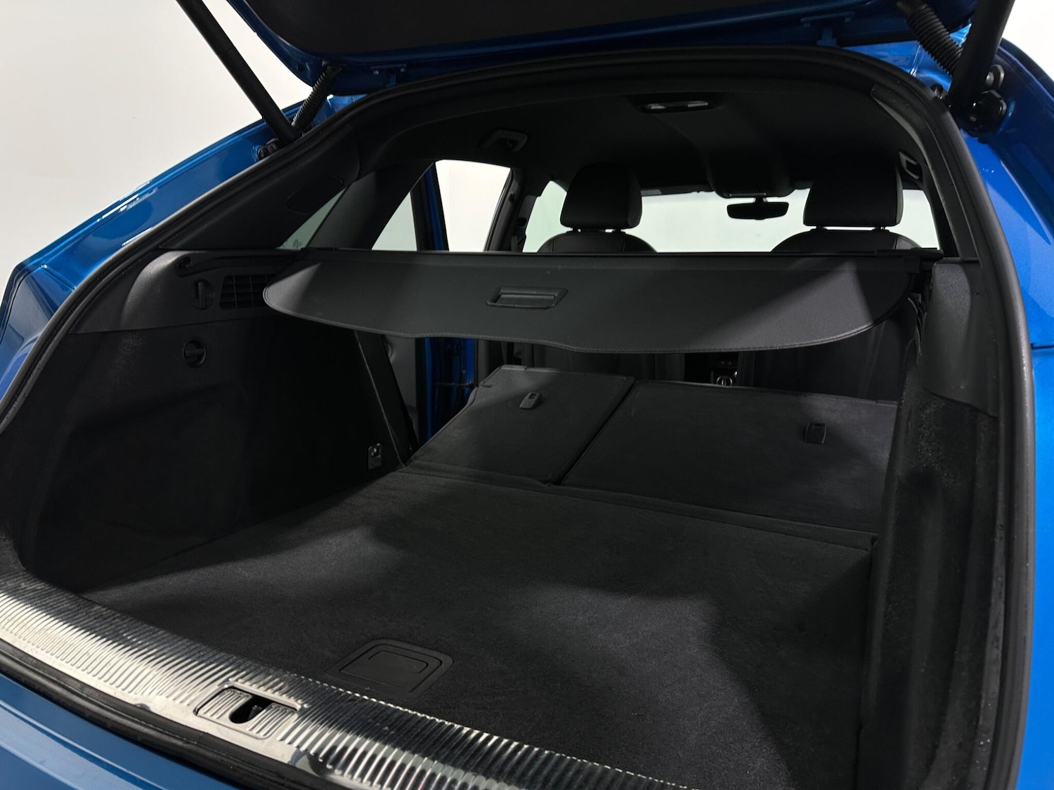 Used Audi Q3 2018 for sale - 76878821: Photo 43