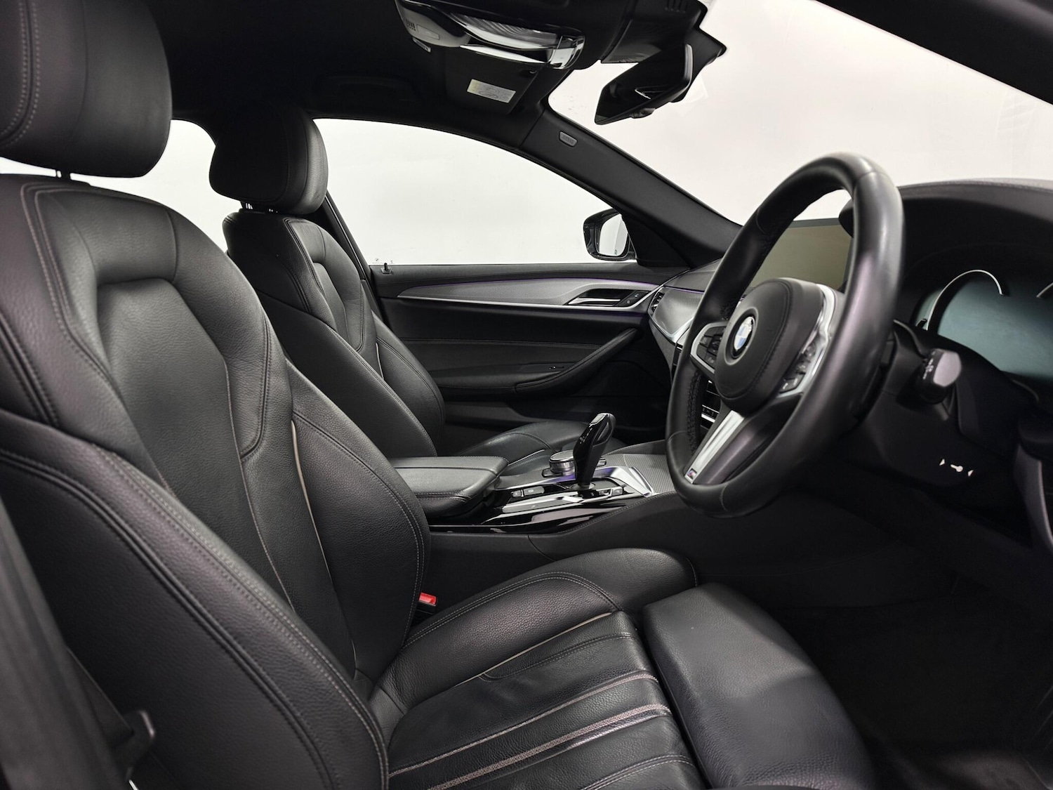 Used BMW 5 Series 2018 for sale - 77768982: Photo 32