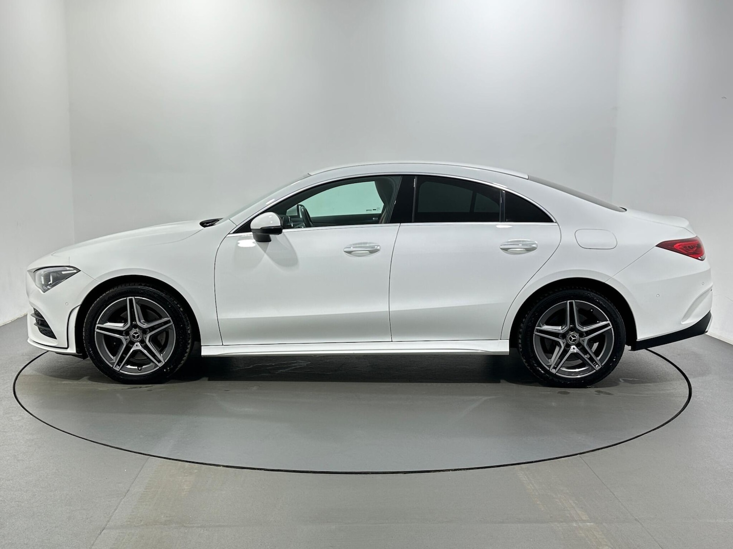 Used Mercedes-Benz CLA 2022 for sale - 77377629: Photo 5
