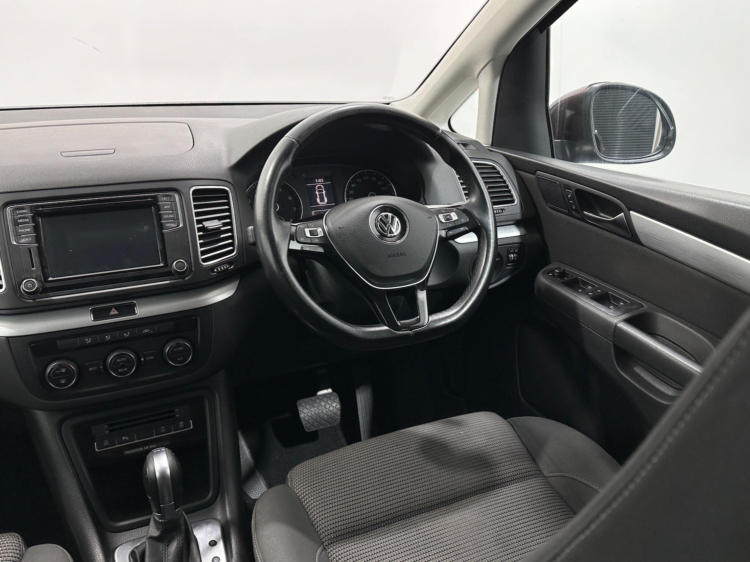 Used Volkswagen Sharan 2019 for sale - 76878940: Photo 11