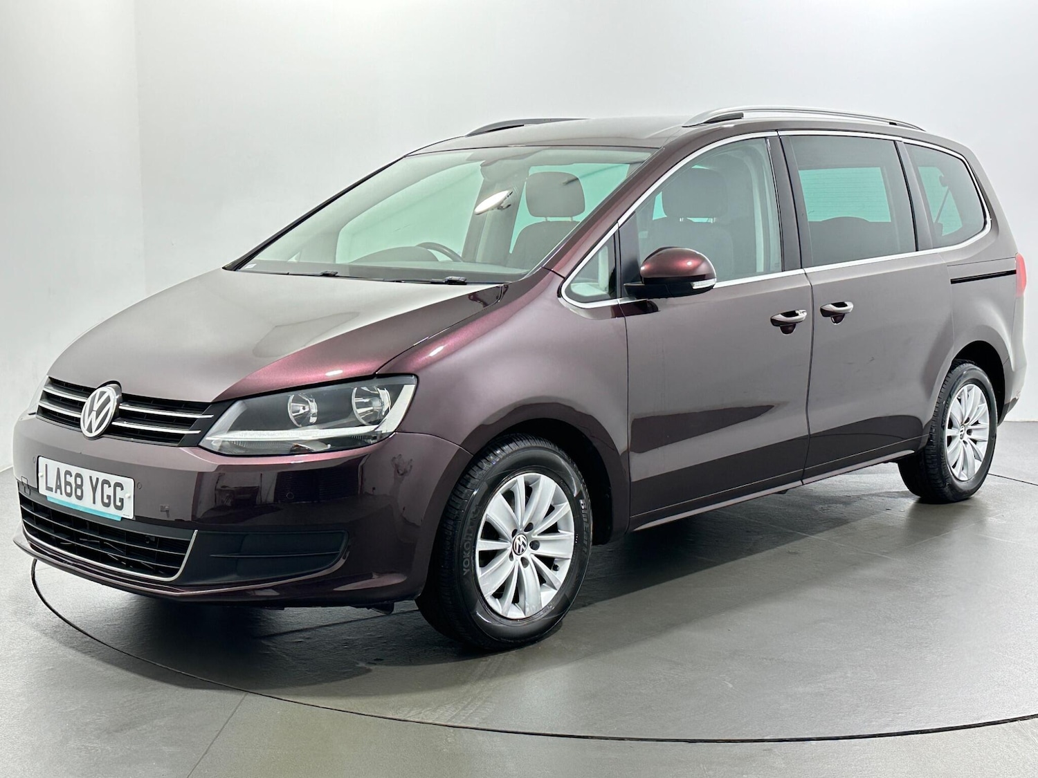 Used Volkswagen Sharan 2019 for sale - 76878940: Photo 4