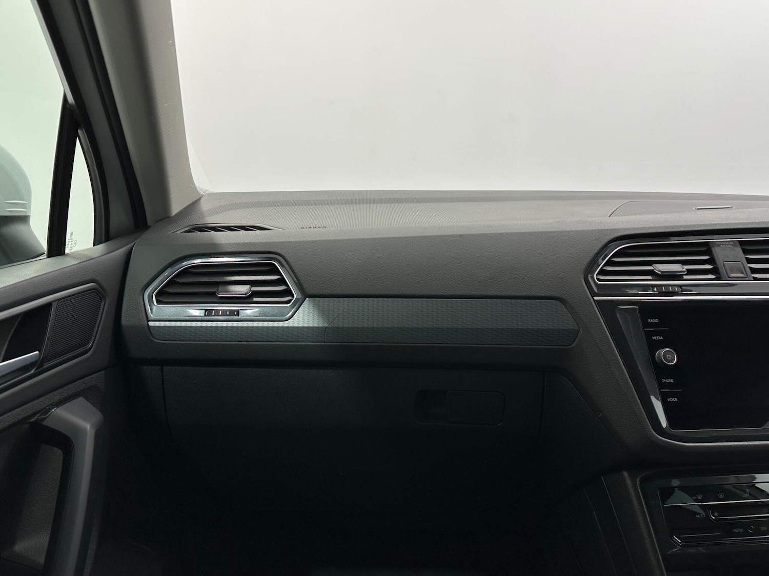 Used Volkswagen Tiguan 2022 for sale - 77109706: Photo 27