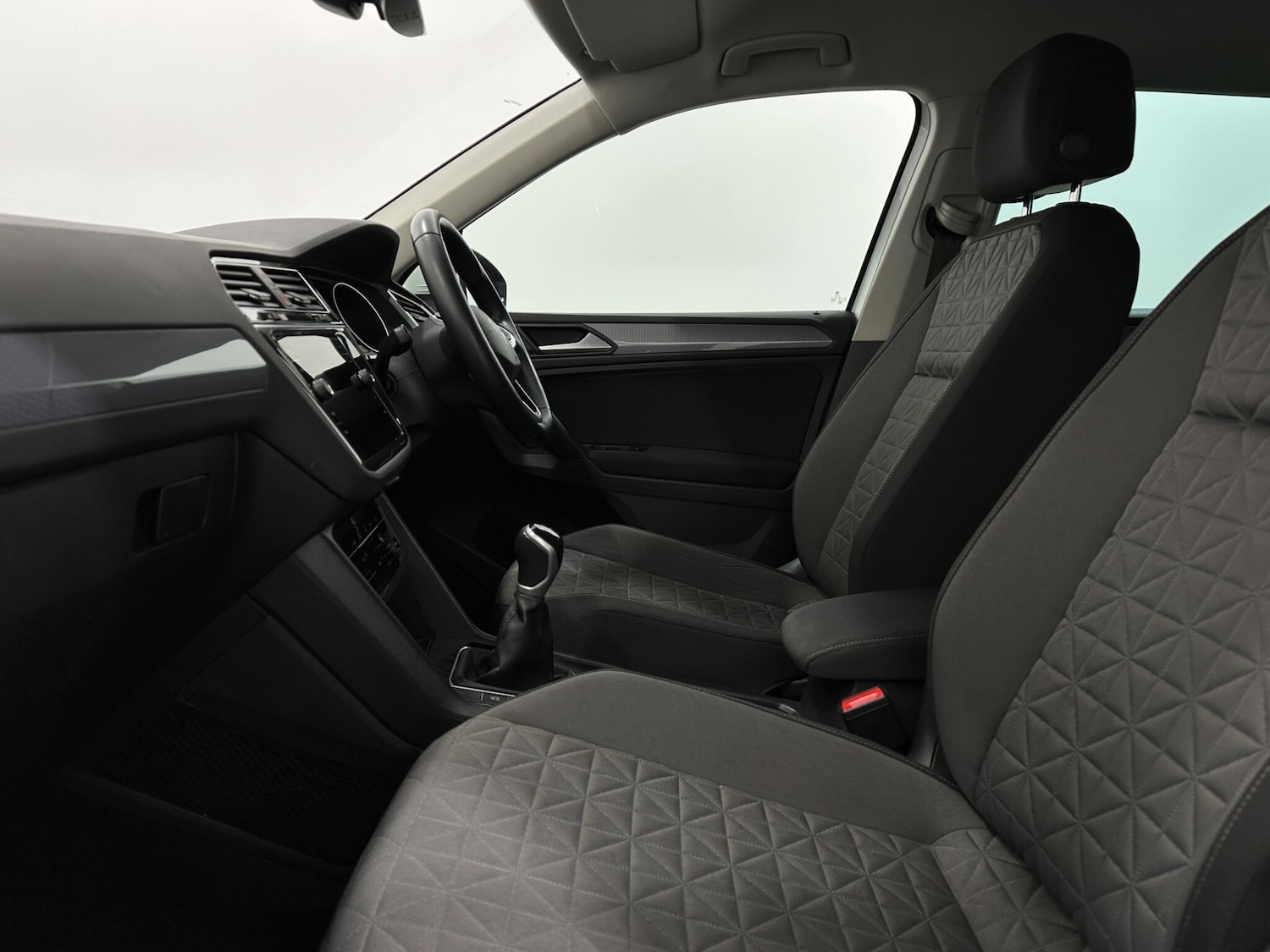 Used Volkswagen Tiguan 2022 for sale - 77109706: Photo 33