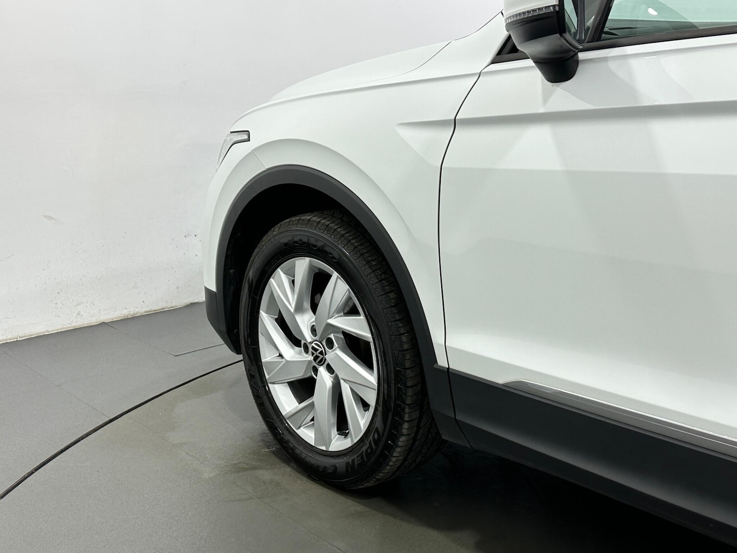 Used Volkswagen Tiguan 2022 for sale - 77109706: Photo 50