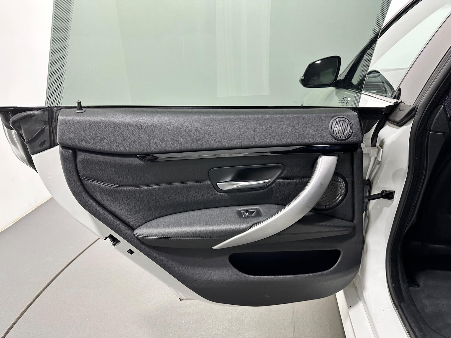 Used BMW 4 Series 2018 for sale - 77671183: Photo 40