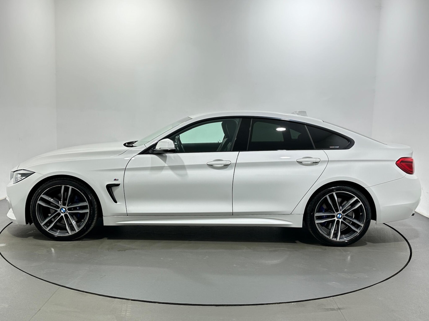 Used BMW 4 Series 2018 for sale - 77671183: Photo 5