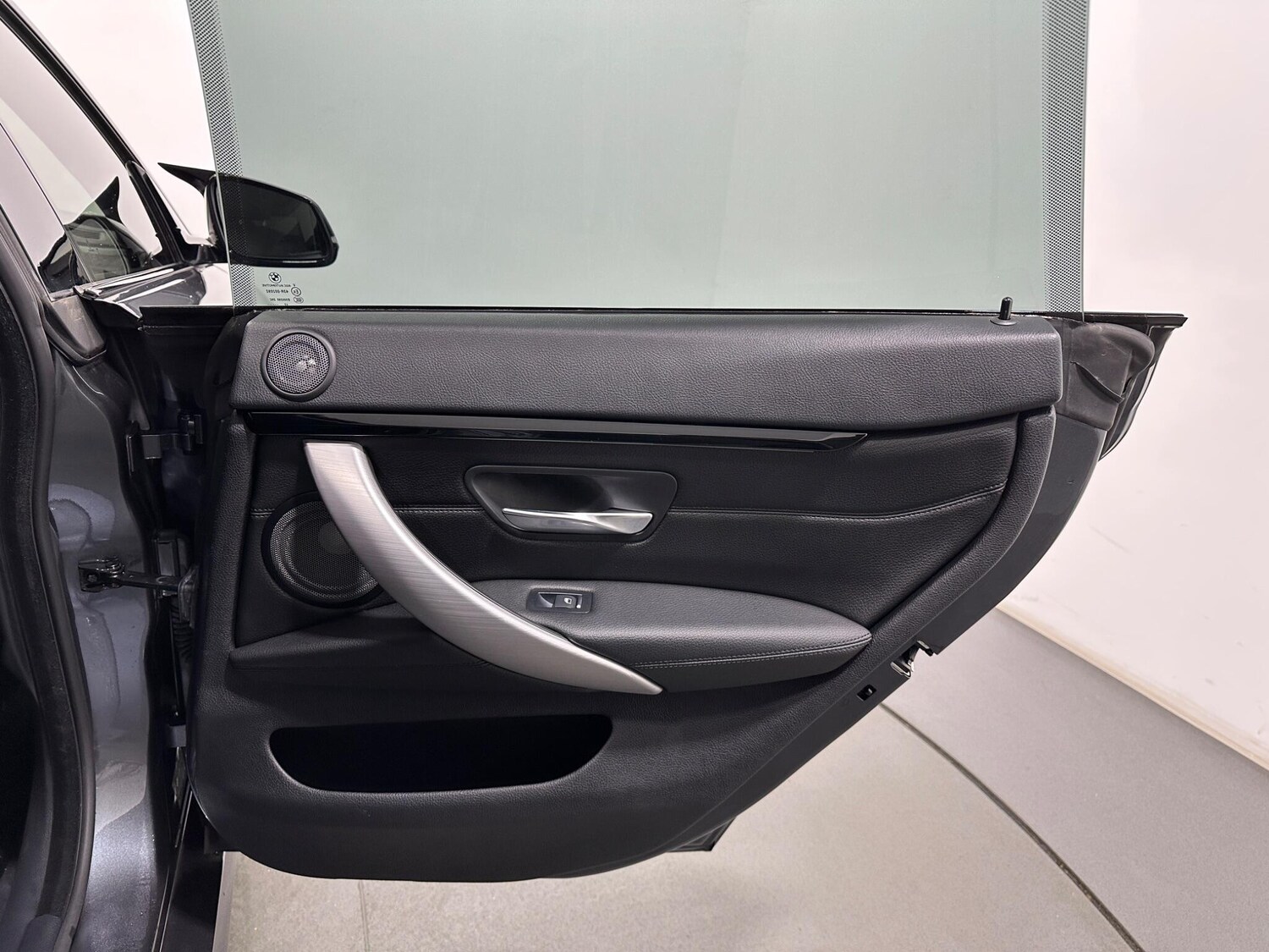 Used BMW 4 Series 2017 for sale - 78170790: Photo 46