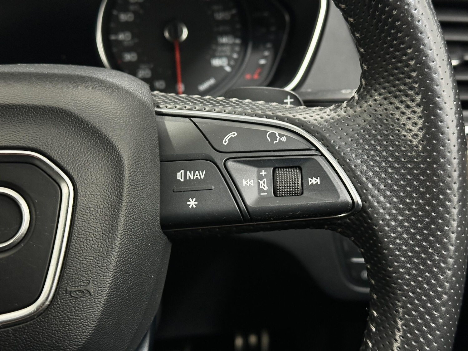 Used Audi Q5 2018 for sale - 77613087: Photo 16