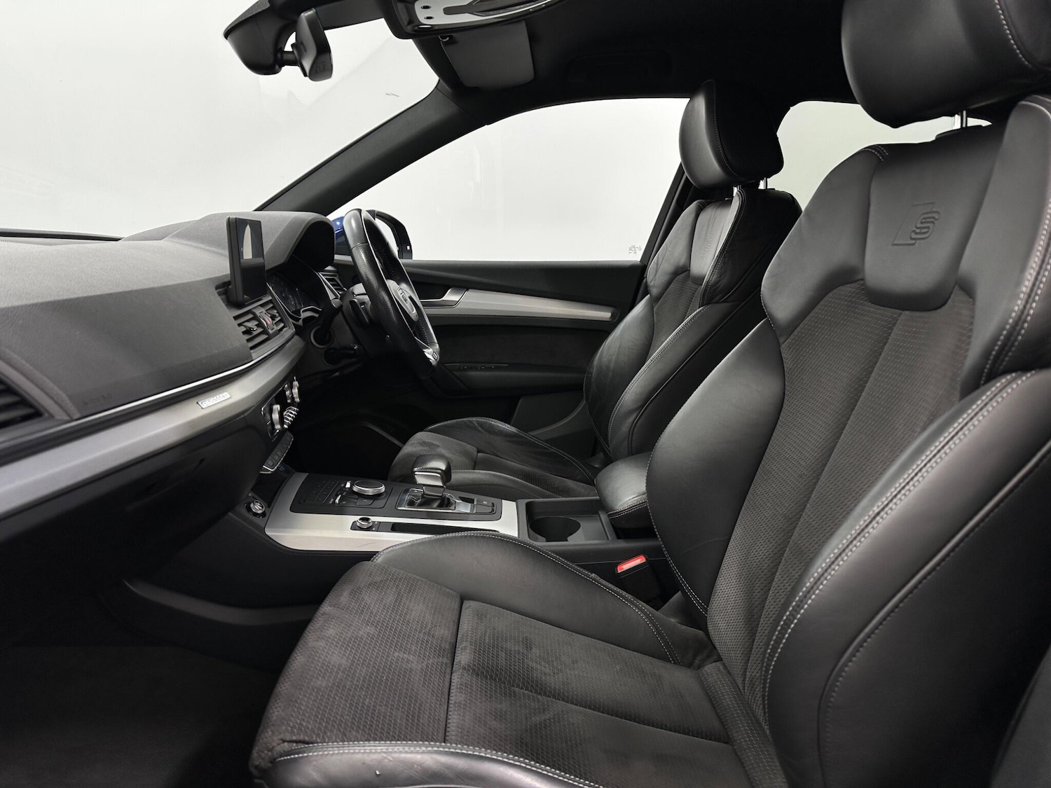 Used Audi Q5 2018 for sale - 77613087: Photo 35